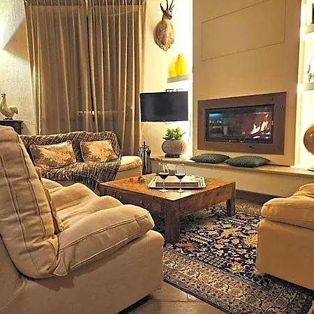 Bed and Breakfast I Lari 3*