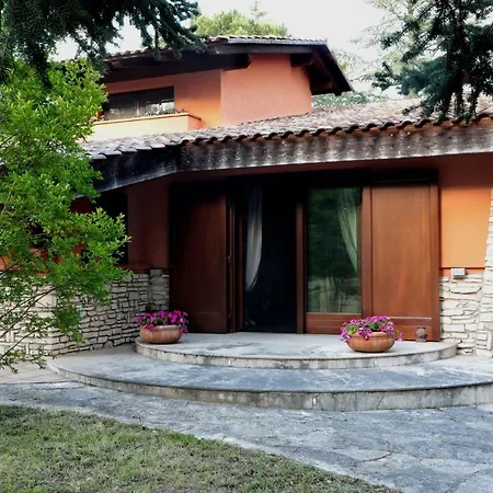 I Lari Castel Del Monte Bed & Breakfast Castel Del Monte (Apulia)